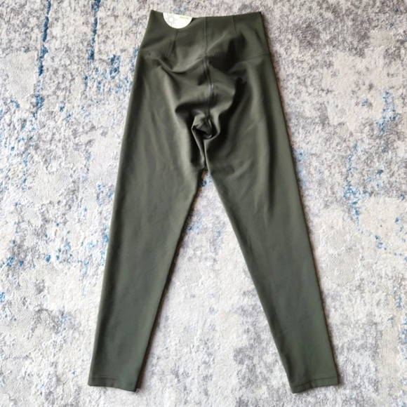 Offline by Aerie Women's Size Small Olive Green Goals 7/8 Leggings Workout NWT - Picture 2 of 3